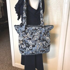 Vera Bradley Vintage 2006 Windsor Navy Molly Shoulder Tote Bag